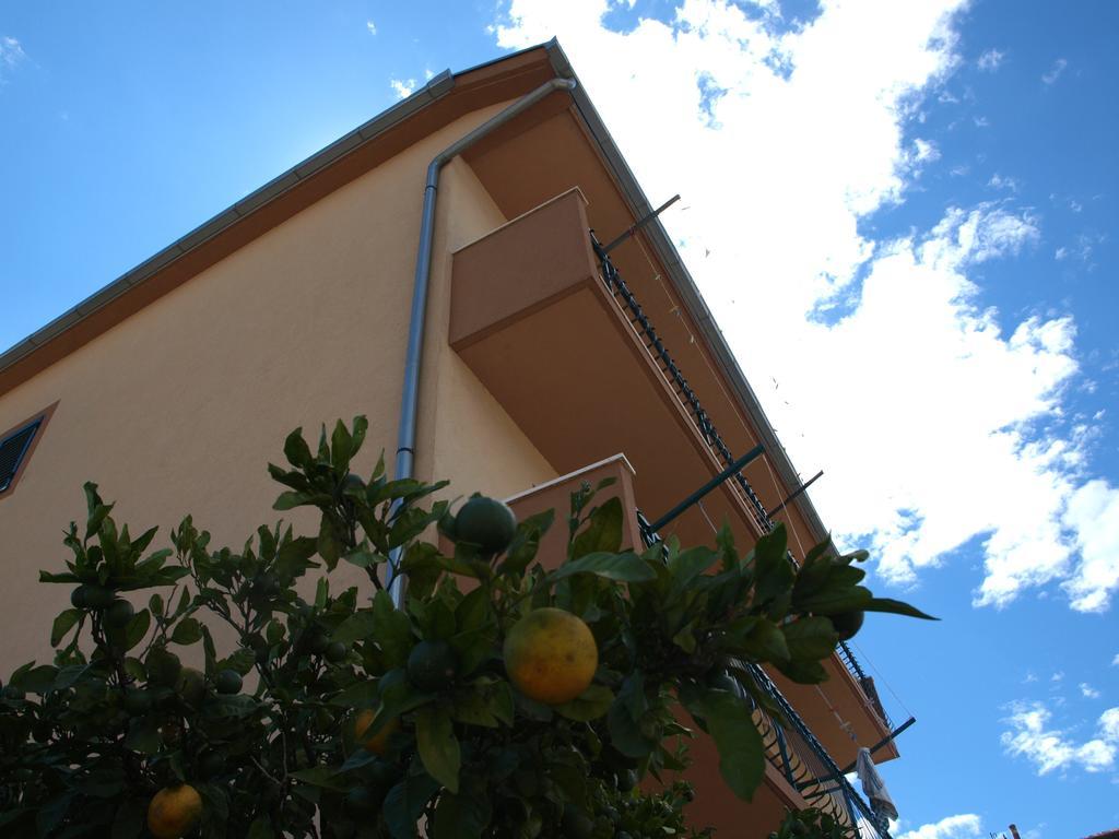 Apartment Luna Ploce  Εξωτερικό φωτογραφία